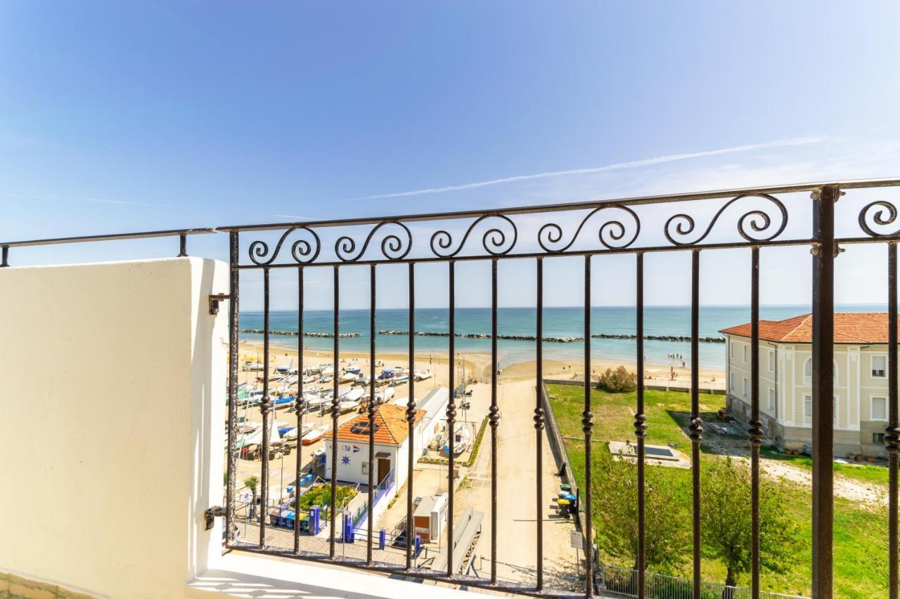 Hotel Albatros Rimini Esterno foto